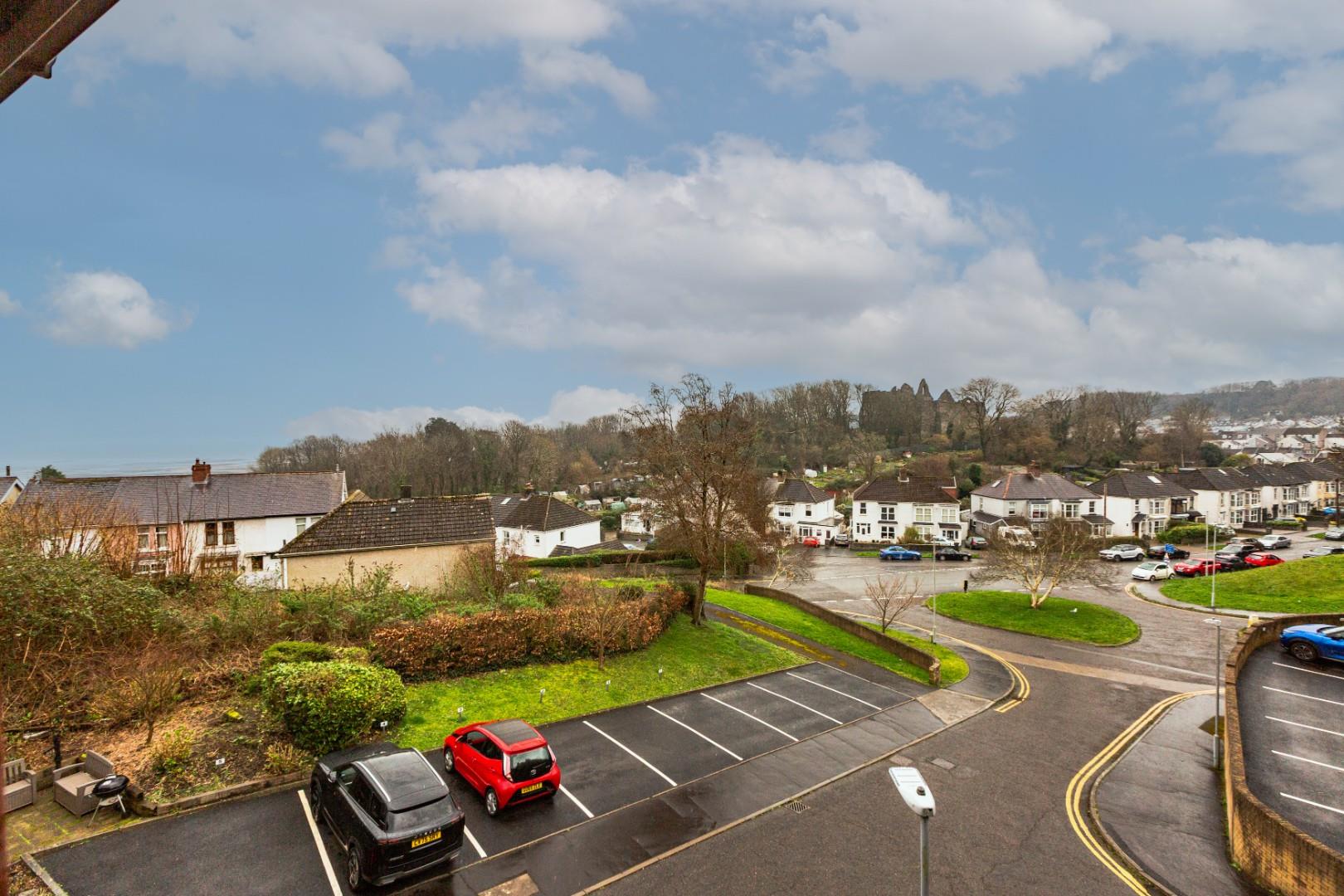 Oystermouth Court, Mumbles, Swansea, SA3 5TD